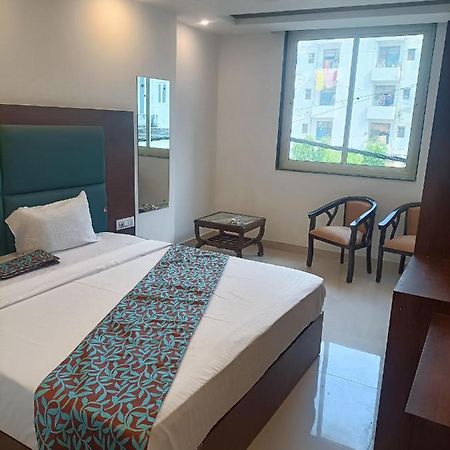 Hotel Tark Inn Near Igi Airport Neu-Delhi Exterior foto