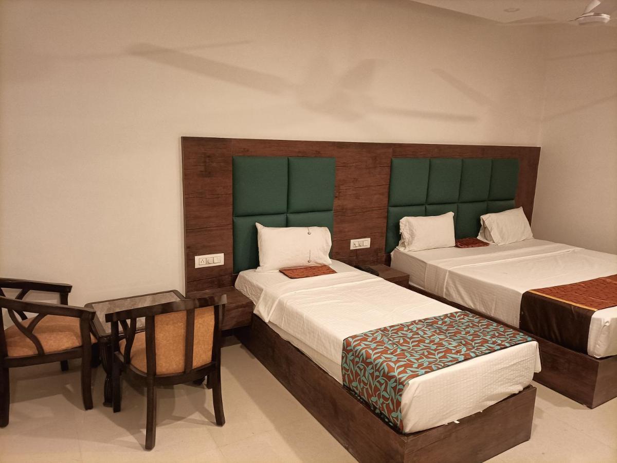 Hotel Tark Inn Near Igi Airport Neu-Delhi Exterior foto