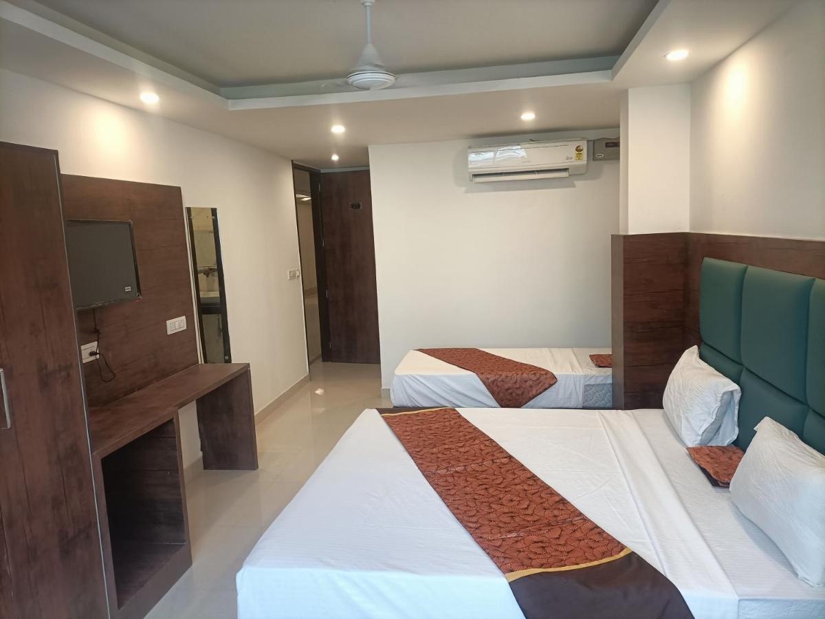 Hotel Tark Inn Near Igi Airport Neu-Delhi Exterior foto