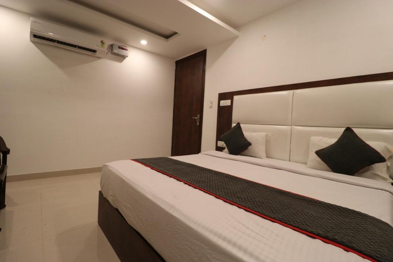 Hotel Tark Inn Near Igi Airport Neu-Delhi Exterior foto